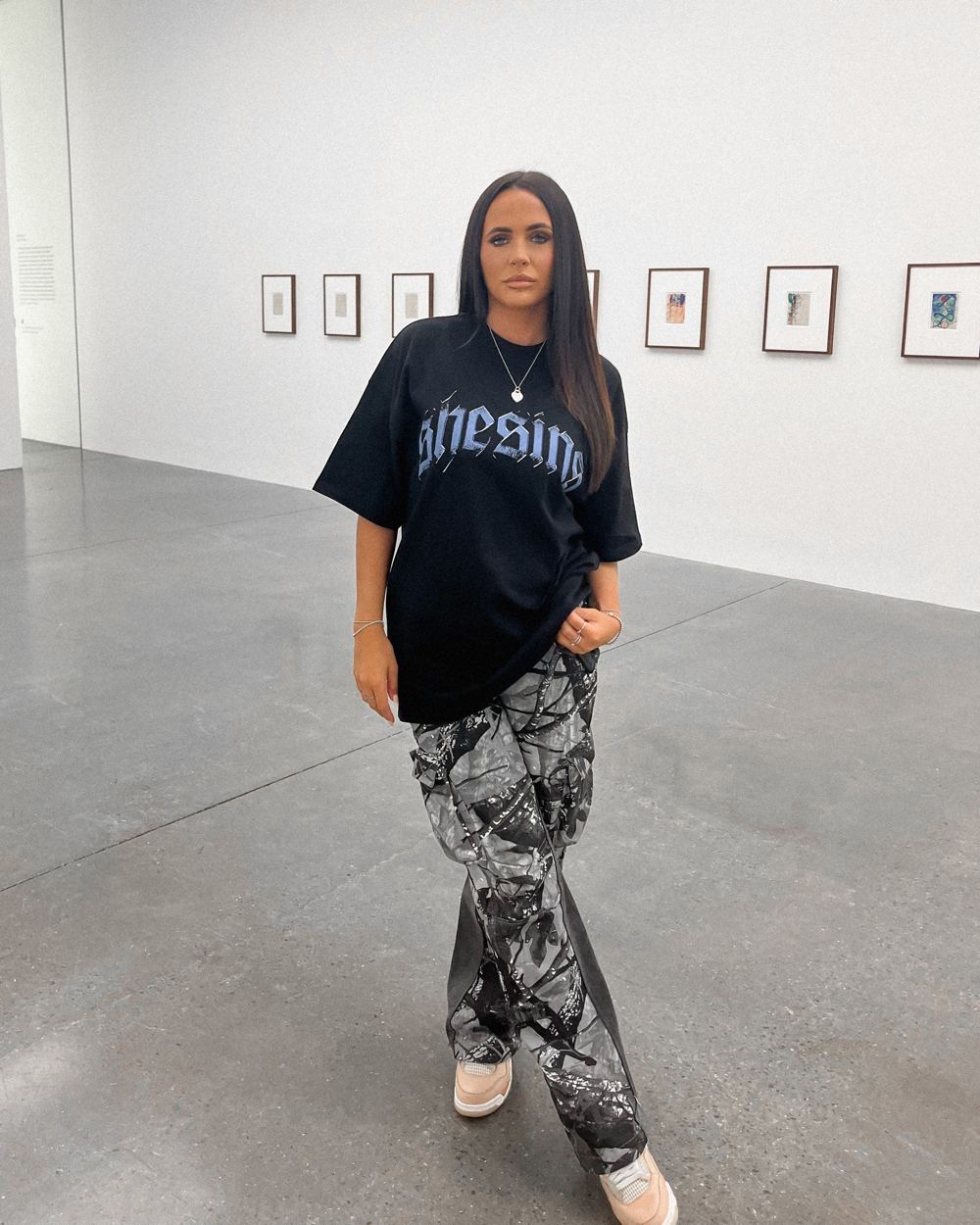 Old English Vintage Oversized Tee - Black - 3